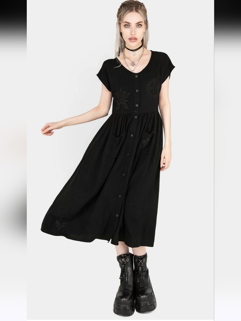 Disturbia Women’s Scutellaria Embroidered Button Up Midi Dress In Black Size 6 - Picture 11 of 13